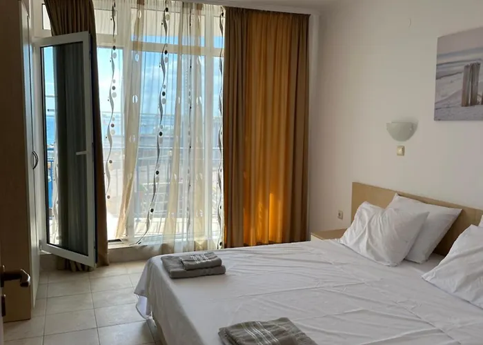 Апартамент Vega View *